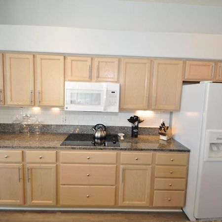 Sunset Bay Beautiful Pool Home - Bring Your Boat Or Jet Ski - Canal With Dock- Sleeps 10 - 4 Bd Palm Coast Zewnętrze zdjęcie