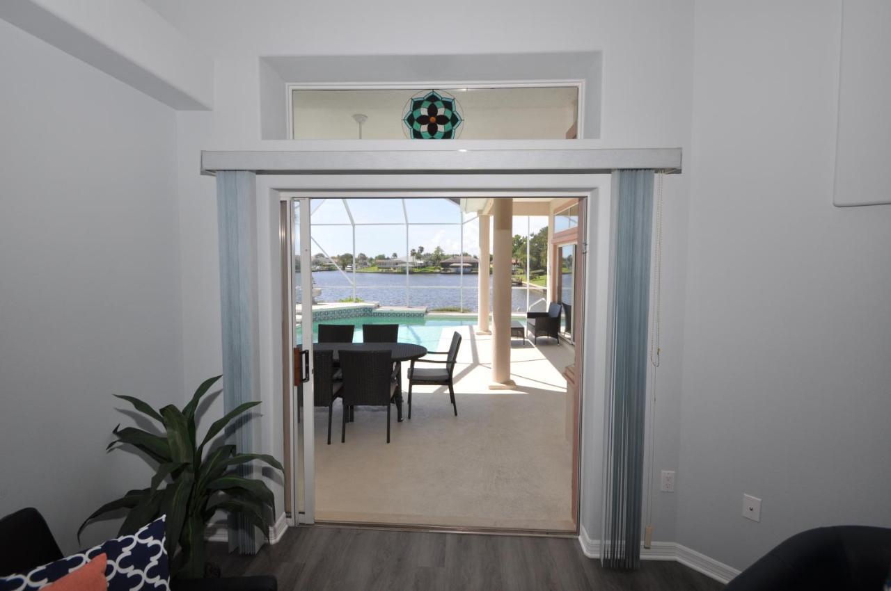 Sunset Bay Beautiful Pool Home - Bring Your Boat Or Jet Ski - Canal With Dock- Sleeps 10 - 4 Bd Palm Coast Zewnętrze zdjęcie