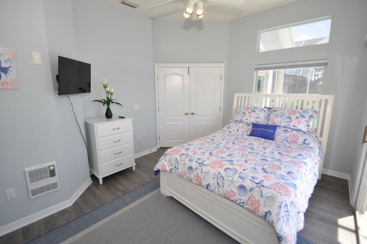 Sunset Bay Beautiful Pool Home - Bring Your Boat Or Jet Ski - Canal With Dock- Sleeps 10 - 4 Bd Palm Coast Zewnętrze zdjęcie